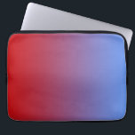 Rött blekna som slösar färger, enkel design laptop sleeve<br><div class="desc">En vanlig och enkel design av en färglutning som bleknar från rött för att slösa skuggar igenom,  av rödaktig-lilor och lilor.</div>