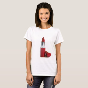 Rött läppstift tee