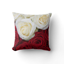 Rött och vit ros kudde