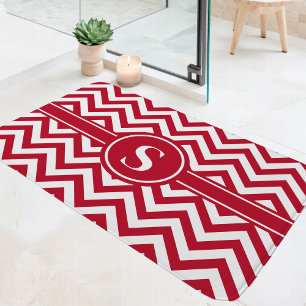 Rött och vitt chevronmonogram badrumsmatta