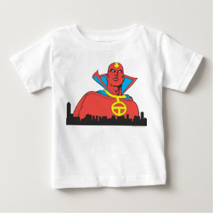 Rött Tornado bakom Cityscape T-shirt