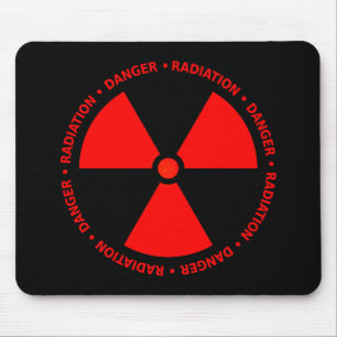 Rött utstrålningssymbol Mousepad Musmatta