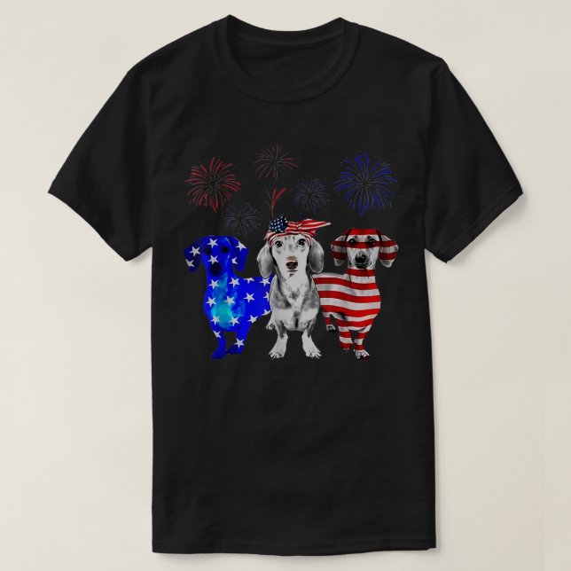 Rött vitt blått Dachshund USA flagga-fyrverkerier  T Shirt (Design framsida)