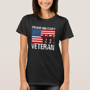 Rött vitt blått Flagga Soldier Proud Militär Veter T Shirt