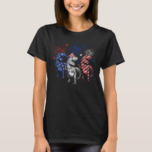 Rött vitt blått Rex Dinosaur-fyrverkeri 4:e juli B T Shirt