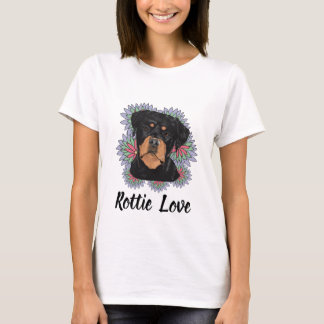 Rottie Kärlek T-Shirt – Whimsical Rottweiler Konst