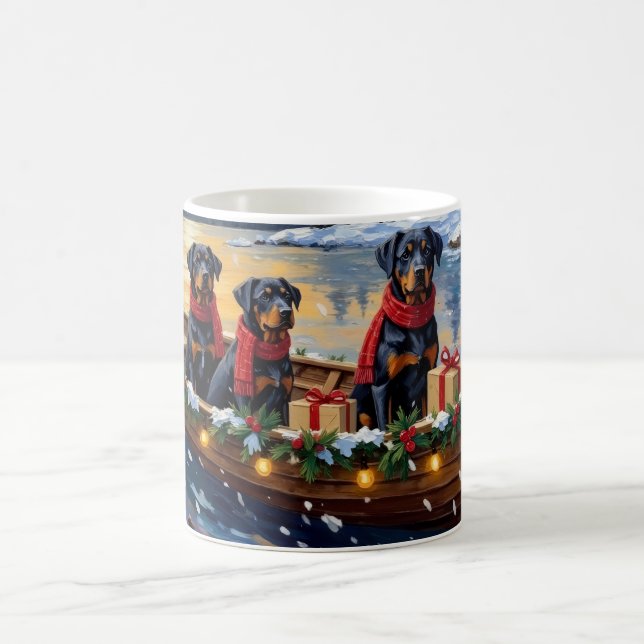 Rottweiler Christmas Boat Holiday Kaffemugg (Center)