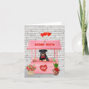 Rottweiler Hund Kyssar Kiosk på Alla Hjärtans Dag Kort