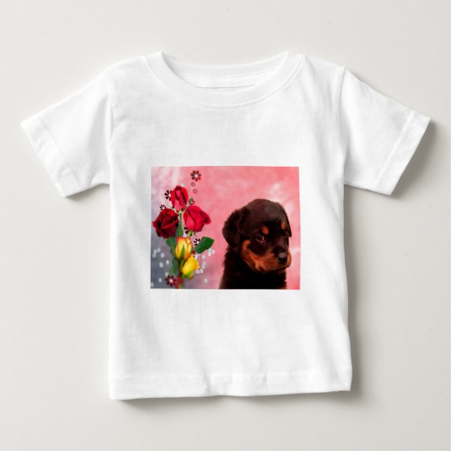 Rottweiler Puppy med Red och Gula blommor Tee Shirt (Framsida)