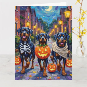 Rottweiler som söker godis på Halloween Kort