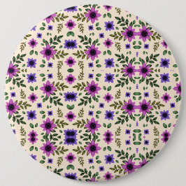 Round floral pattern button featuring a symmetrica knapp