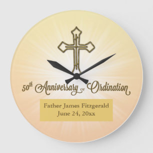 ROUND Gift, anpassat namndatum,50th Ordination Ann Stor Klocka