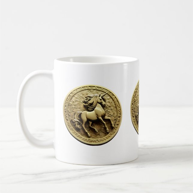 Round Guld Unicorn Coin Kaffemugg (Vänster)