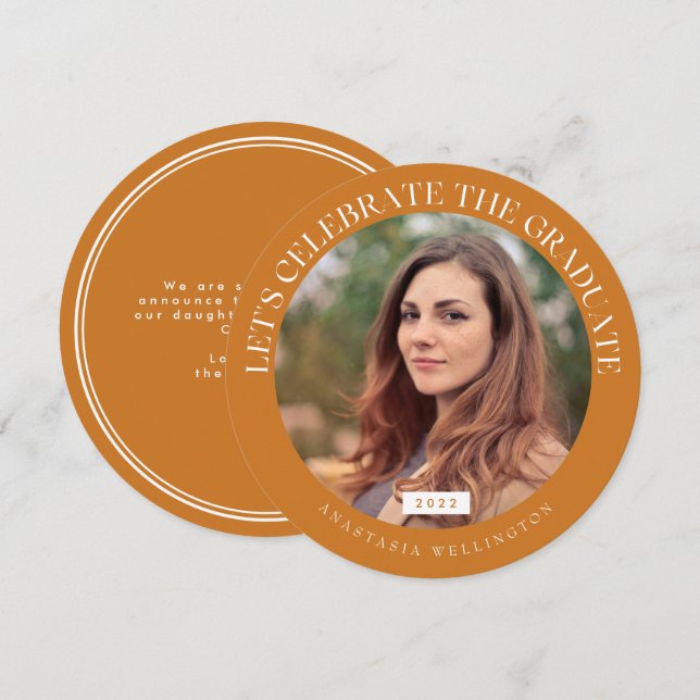 Round Ochre Typography 2022 Photo Studenten Inbjudningar (Fram/baksida)