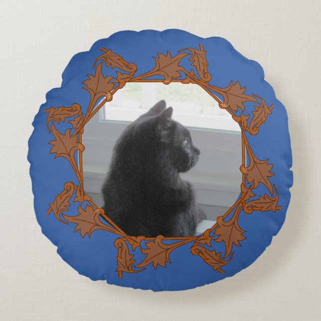 Round Pillow - Frame of Leaves in Circle Rund Kudde (Framsidan)