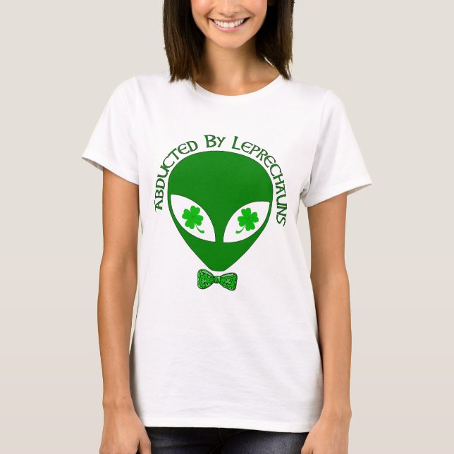 Rövat bort av främmande leprechauns tee (Framsida)