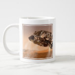 Rover & Descent Stage for Mars Science Laboratory Jumbo Mugg<br><div class="desc">Artists koncept på rover- och härkomststadiet för Mars Science Laboratory rymdfarkoster under den sista minuten innan Curiosity Rover kommer in yta på Mars.</div>