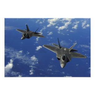 Rovfåglar för US-flygvapen F-22 i flyg nära Gua Fototryck