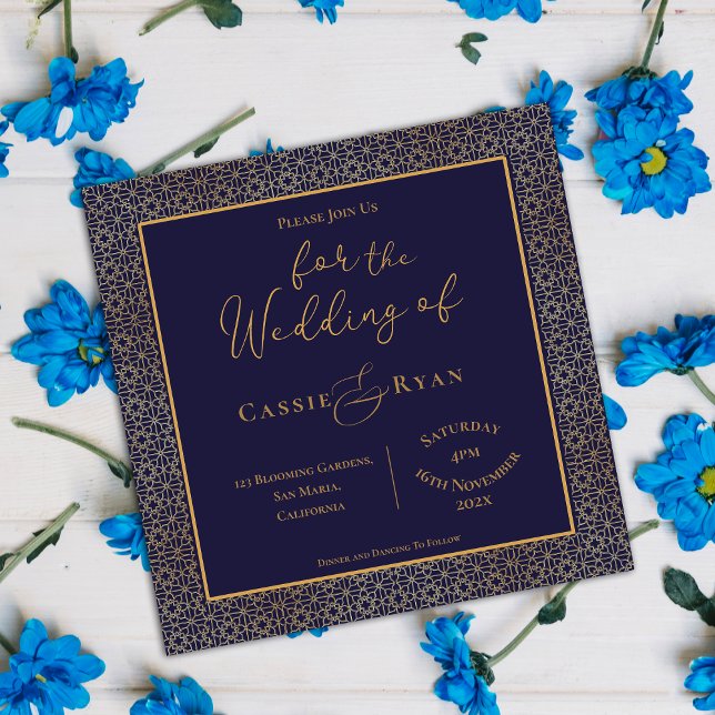 Royal Blåblommig inbjudan till Guld-designbröllop Magnetisk Inbjudningskort (Royal Regal Blue Gold Design Wedding invitation)