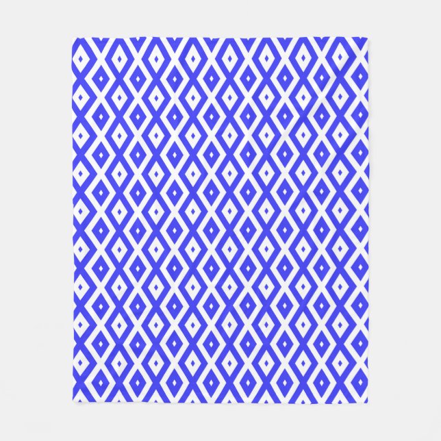 Royal blue and white diamond pattern fleecefilt (Framsidan)