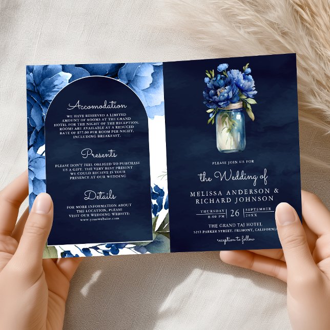 Royal Blue Floral Mason Jar QR Code Navy Wedding Inbjudan (Skapare uppladdad)