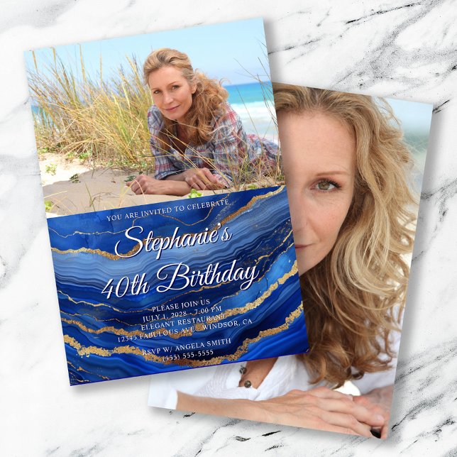 Royal Blue Guld Agate Elegant Foto 40 födelsedagar Inbjudningar (Royal Blue Gold Agate Elegant Script 40th Birthday)