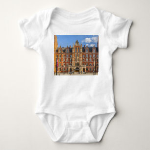 Royal College of Music: sunset. T Shirt
