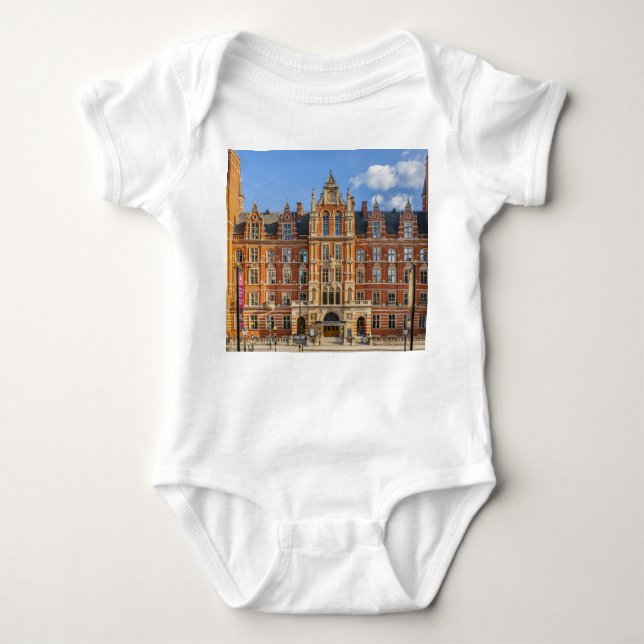 Royal College of Music: sunset. T Shirt (Framsida)