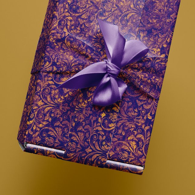 Royal Damask Crushed Velvet Lila Plumbrella Guld Presentpapper (Royal Damask Crushed Velvet Purple Plumbrella Gold Wrapping Paper)