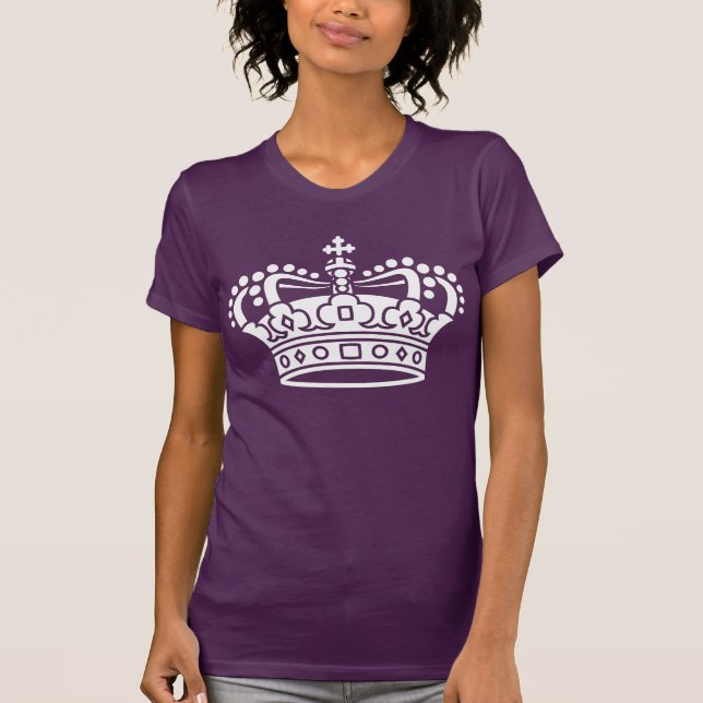 Royal Krona - Vit om Mörk Tee (Framsida)