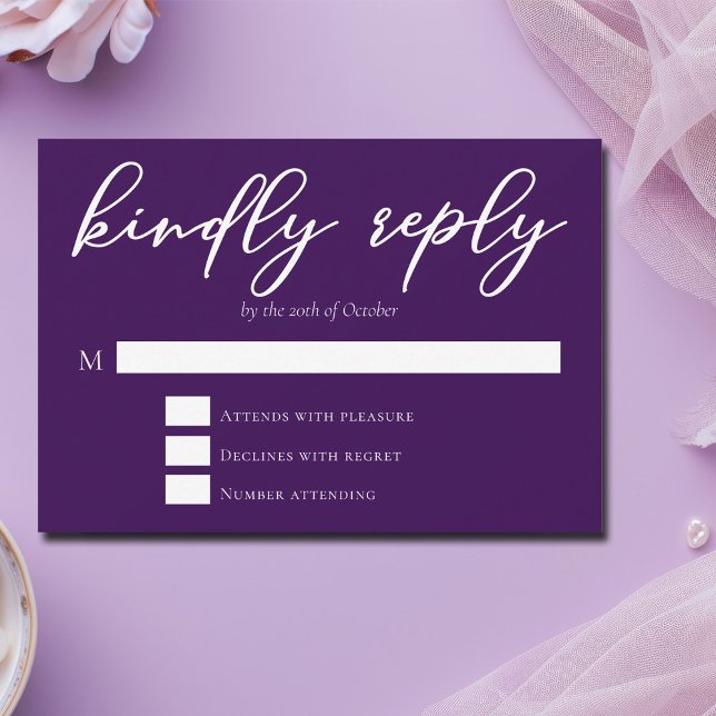 Royal Lila Typography Bröllop Kinely Reply OSA Kort (Skapare uppladdad)