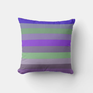  Royal Purple, Gray, Sage Green, Lavender, Magenta Kudde