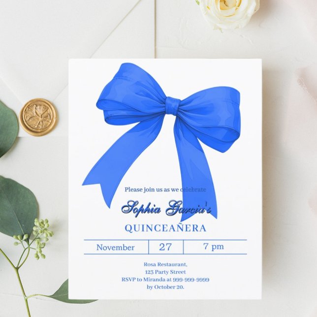 Royalets blåvita bog Quinceanera-inbjudan (Skapare uppladdad)