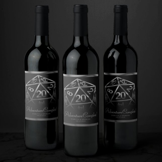 RPG Dice | Fantasy Retro Tabletop Gamer Tack Vinflaska Etikett (Skapare uppladdad)