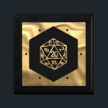 RPG Dice | Guld Fantasy Retro Tabletop PnP Gamer Minnesask<br><div class="desc">Det är alltid GAME ON, så välj ditt vapen och rullningsinitiativ.. En novelty GEEK CHIC gamer bröllop/party tema perfekt för alla old school-bordsbord, RPG-penna och papper (PnP) fantasyrollspelare med 20 sidor lång polyhedraldisk med en naturlig 20-roll för den rollande magiska trollkarlsskiktet av drakar eller dungemästare (DM/GM) i ditt liv! För...</div>