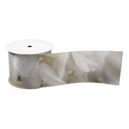 Ruban, fleurs blanche