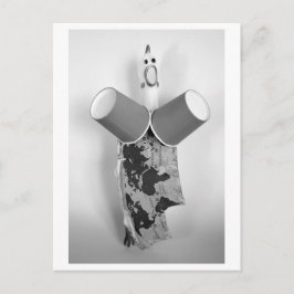 Rubber chicken with coffee cups - Cup C Vykort