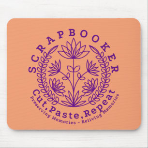 Rubrik: "Skrapbokers - Klipp ut, Klistra in och up Musmatta