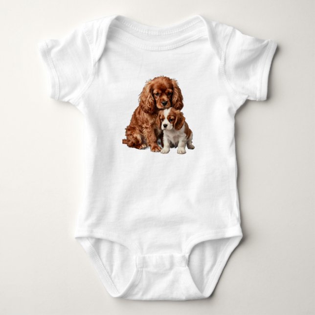 Ruby Cavalier Spaniel and her Blenheim puppy T Shirt (Framsida)
