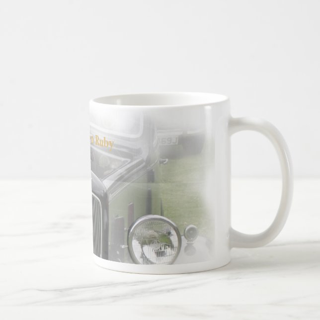 Rubymuggvit, Austin sju Ruby Kaffemugg (Höger)