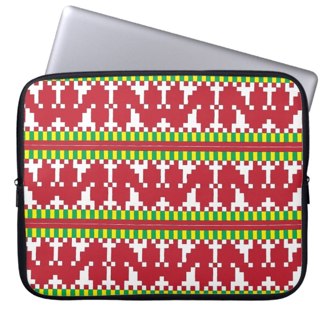Rucava Red and white folk art geometric mönster I Laptop Sleeve (Framsidan)