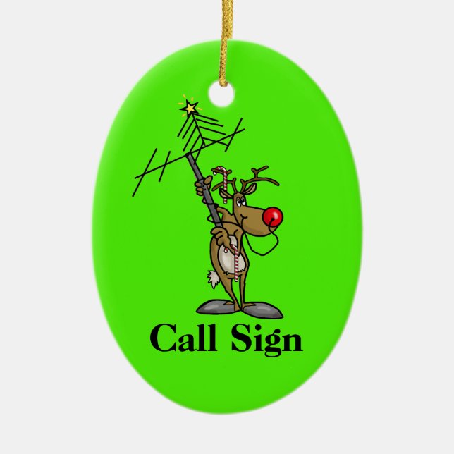 Rudolph som driver antennen med julgransprydnad keramik (Framsidan)