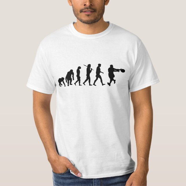 Rugbybacklinespelare som passerar grejerevolution tee (Framsida)
