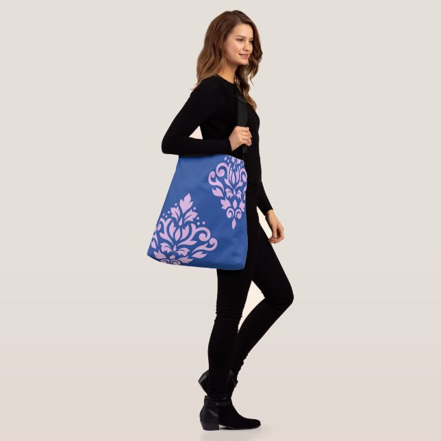 Rulla Damask Art I Rosa på Blue Axelväska (På modell)