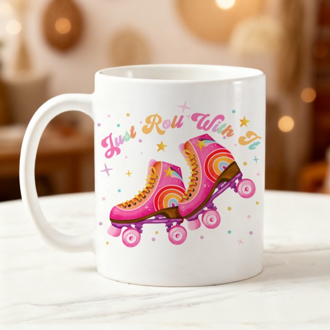 Rulla Med Det Rullskridsko Tonåring Retro Rosa Kaffemugg (Skapare uppladdad)