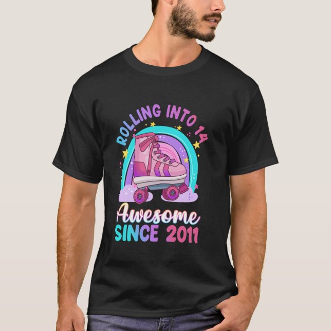 Rullar in i 14 Superb 2011 14-års födelsedag Rulls T Shirt (Framsida)