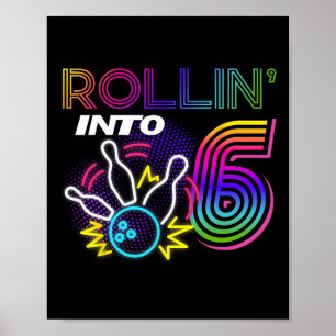 Rullar in i 6-års födelsedagsfirande bowlingfest 6 poster