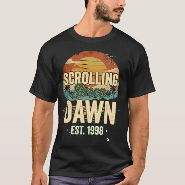Rullat Sedan Gryningen T Shirt (Framsida)