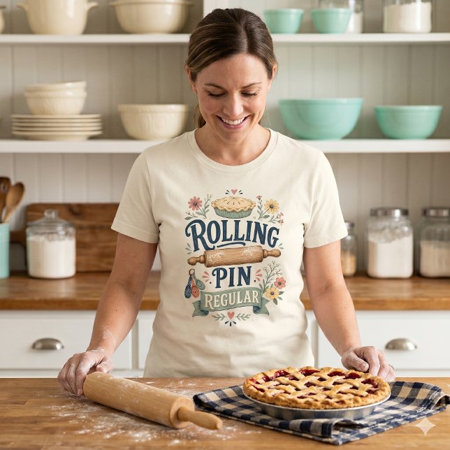 RullningsPinne Regelbunden Stugbakarstyl T Shirt (Skapare uppladdad)