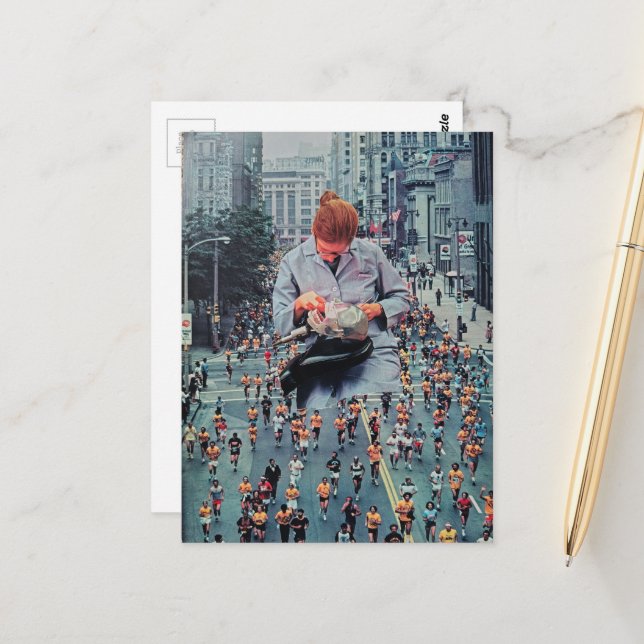 Run! The Denist is Coming A Surreal Collage Retro  Vykort (Fram/Back In Situ)